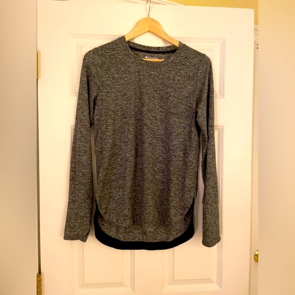 Athleta Long Sleeve Gray Workout Top